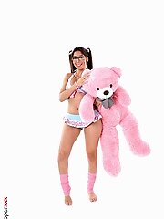 Layla Scarlett Welcome To Teddys Life strip shows video