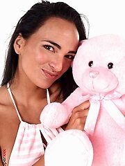 Claudia Bavel Claudia's Cuddly Toy virtural strippers for desktop